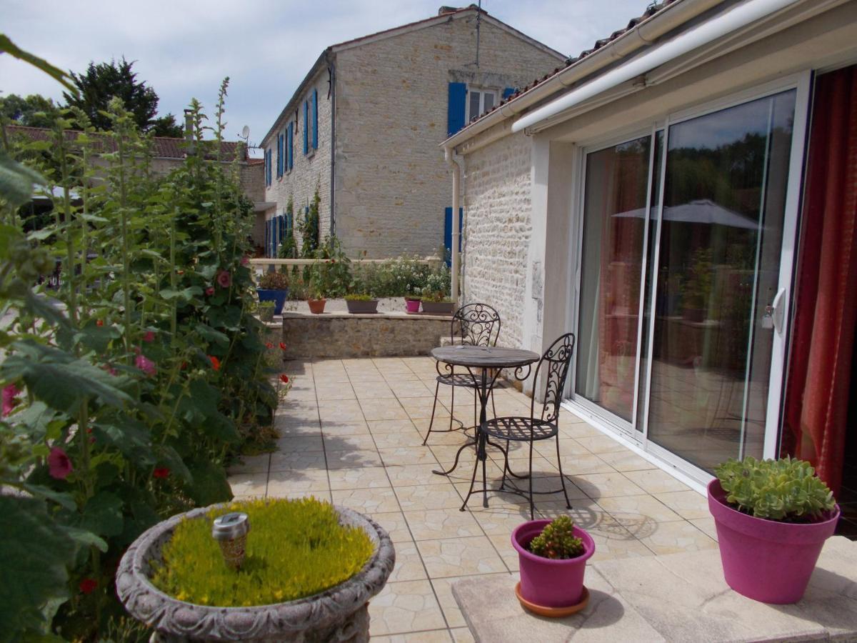 Le Clos Des Palmiers Saint-Ouen-d'Aunis Экстерьер фото